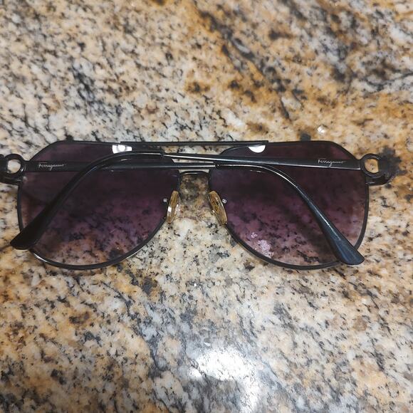 Ferragamo 511 Black Metal Aviator Sunglasses Purple Solid Color Lens - Picture 9 of 11